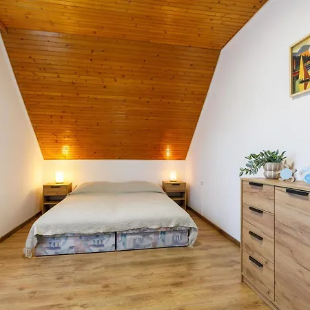 Rakoczi By Interhome