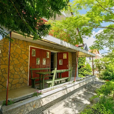 Semesterbostad Rakoczi By Interhome *