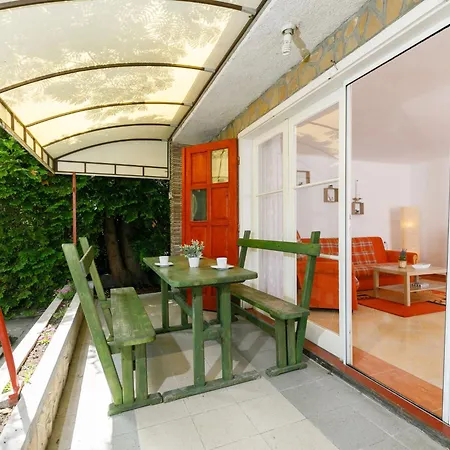 Rakoczi By Interhome