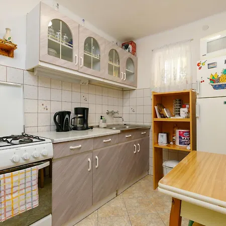 Rakoczi By Interhome بيت للعطل