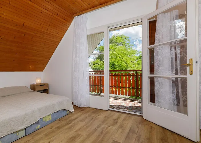 Rakoczi By Interhome בית נופש *